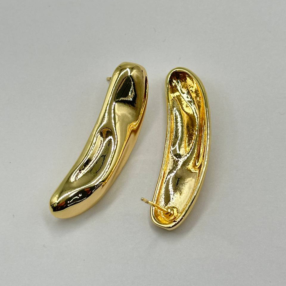 Готовые серьги размер 40*12мм цвет золото